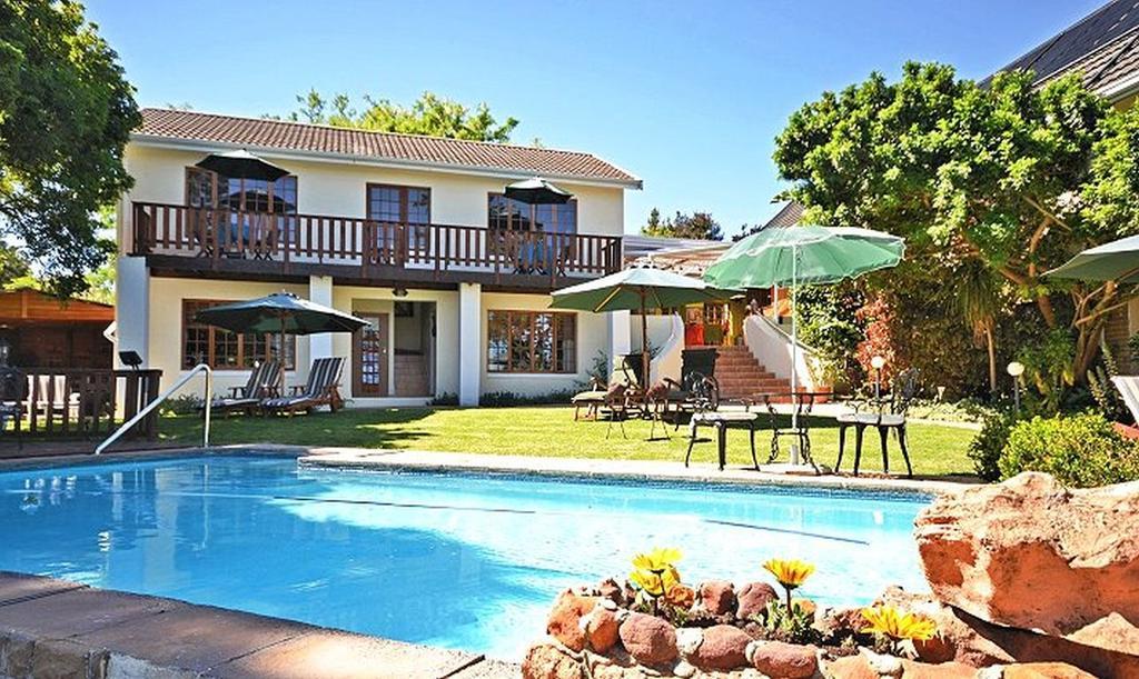 Golf And Garden Guesthouse 西萨默塞特 外观 照片
